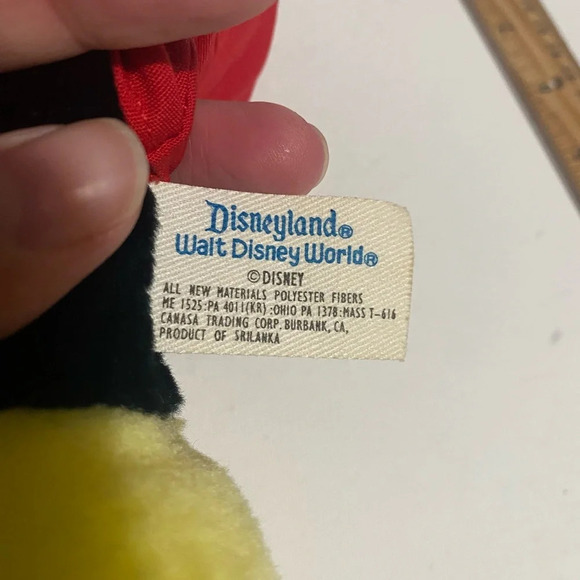 Vintage Walt Disney World Mickey Mouse NWT Stuffed Animal Collectible 80s/90s - Picture 3 of 9